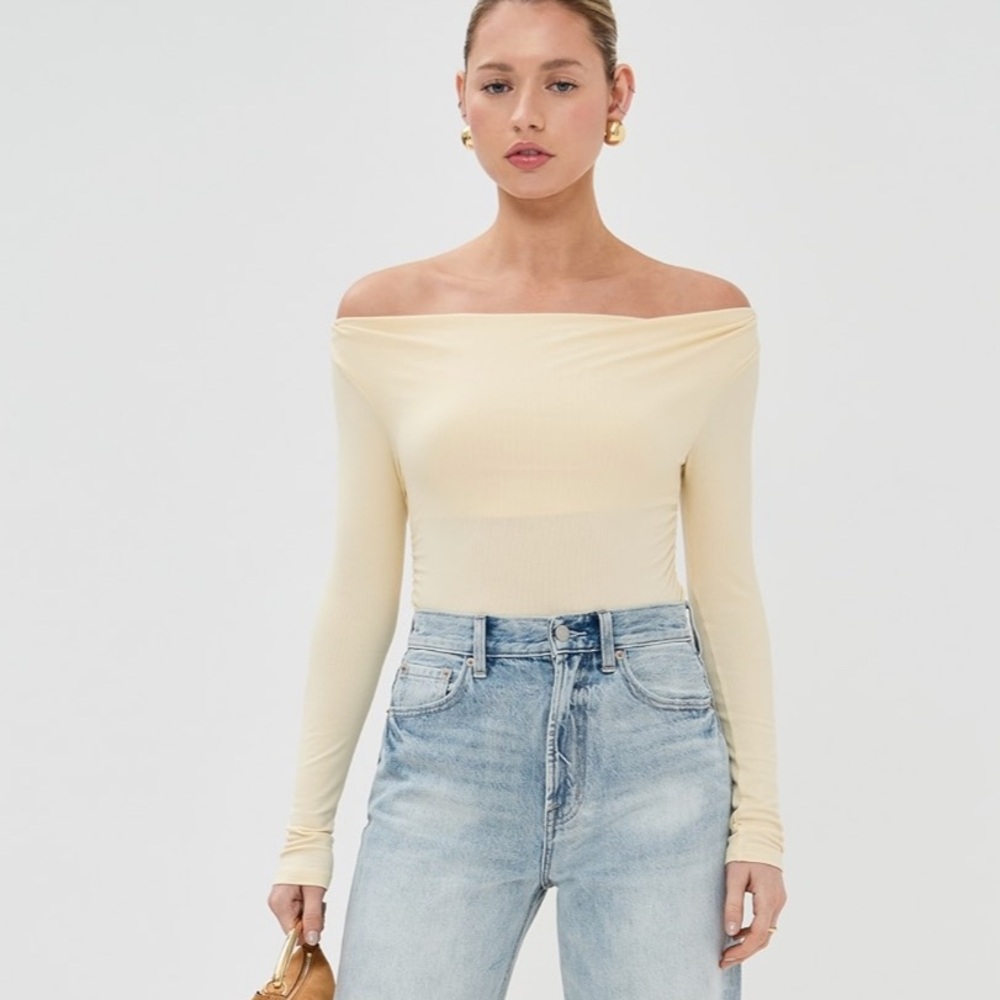 LE BOP Scarlet Off Shoulder Top. Size M